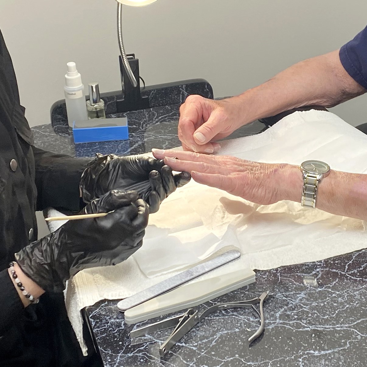 Salon - Go Green Salon - Edgar%20Manicure%202